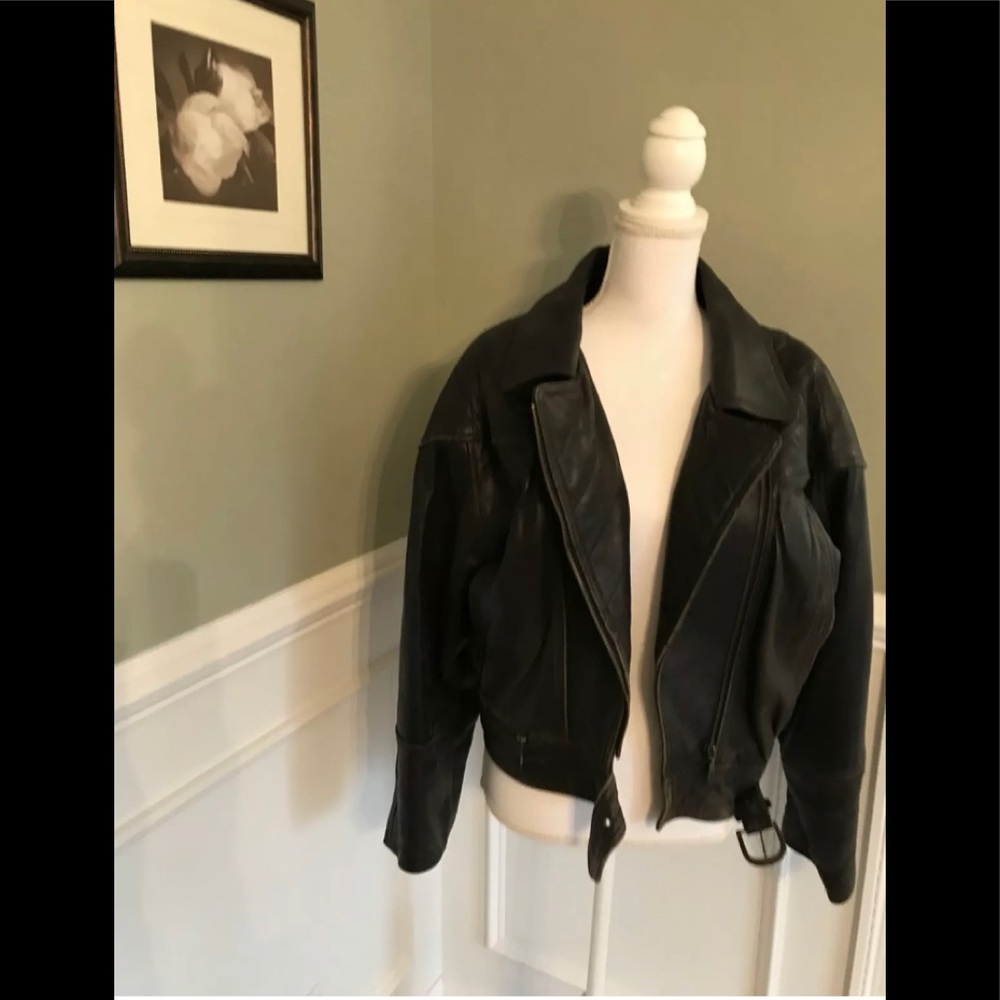 Vintage 1990’s Women's Miropa Leather Jacket Large